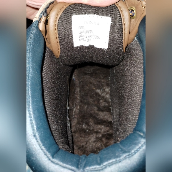 Tamarack Women's Boots - Picture 9 of 9